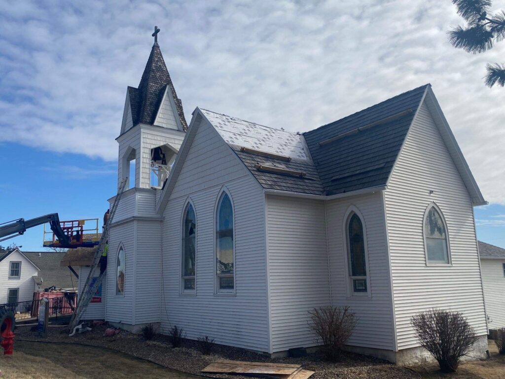 Murray Nebraska siding installation at Murray Presbyterian Church near Beaver Lake by KO Roofing
